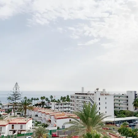 Sea Breeze Apartament *